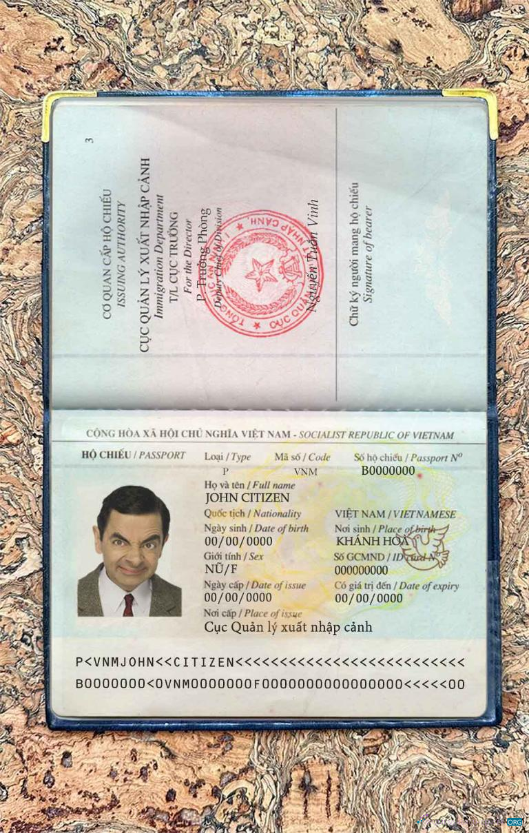 Download Vietnam passport photo look Photoshop template